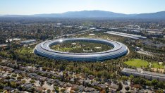 Apple избегна големите съкращения, защото не прекали с наемането на кадри