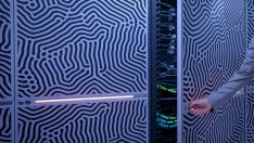 Европейският бизнес почти не използва AI и Брюксел иска да промени това