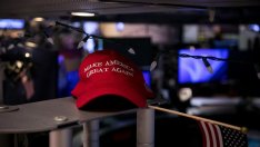 Разгромът на Виктор Орбан е лоша новина за феновете на MAGA в ЕС