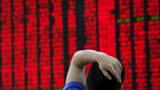 Разпродажбите на азиатските фондови борси се задълбочават