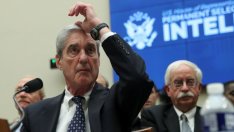 Робърт Мълър се показа като лаконичен свидетел пред Конгреса