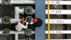 Транзитът на руски газ през Украйна драстично намалява