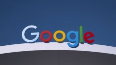 Google съкращава стотици служители в хардуерните и инженерните си екипи