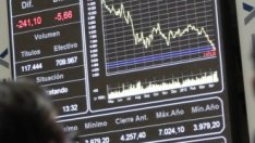 Страховете за Гърция отново се върнаха на борсите