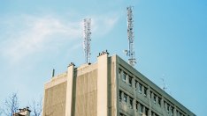 Собственикът на "Виваком" продава телекомуникационните си кули в България, Хърватия и Словения за 1,22 млрд. евро 