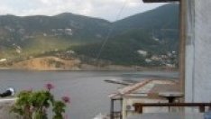 Гръцките брокери очакват кризата в имотния бранш да продължи