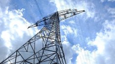 КЕВР: Цената на тока за домакинствата ще се увеличи средно с 2% от 1 юли