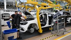 Германската автоиндустрия може да изгуби още близо 100 хил. работни места до 2030 г.