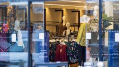 Next повиши прогнозите си за печалба за пети път в рамките на осем месеца