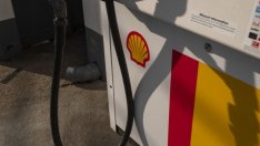 Shell намали дивидента за първи път от Втората световна война насам