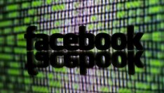 Вашингтон засилва натиска си върху Facebook