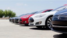 Tesla сложи край на безплатното зареждане на електромобилите на нови клиенти