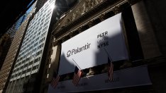 Борсовият ръст от 2500% на Palantir кара биковете да се надпреварват да оправдаят оценката ѝ