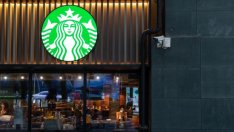 Starbucks прогнозира силно възстановяване през следващата година