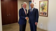 Радев пред Бил Клинтън: Борбата с корупцията е условие за доверието на инвеститорите