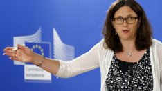 Малмстрьом: Китай трябва да даде на европейски компании равен достъп до пазара