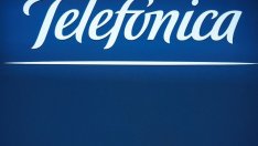 Telefonica продаде част от дела си в China Unicom