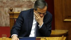 Гръцкият парламент не успя да избере президент, задават се предсрочни избори