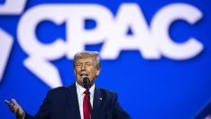 Тръмп: Вместо за Украйна да похарчим парите си за гранична стена!