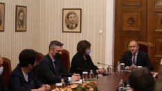 Нинова пред Радев: Разбираме отговорността, която се очаква от БСП