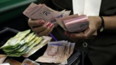 Двуострото обезценяване на венецуелския боливар