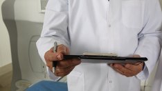 Специализанти по медицина ще получат финансова помощ за обучението си