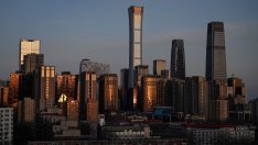 Moody's снижи перспективата по кредитния рейтинг на Китай до отрицателна