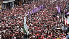 Замразяването на законопроекта за екстрадиция не убеди протестиращите в Хонконг