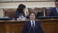 Падна президентското вето за частното финансиране на партиите