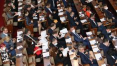 На първо четене: ДДС за ресторантьорски и кетъринг услуги става 9%