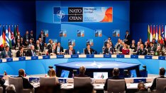 Страните от НАТО одобриха исторически план за ръст на разходите за отбрана