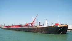 Конфликтът в Персийския залив може да изстреля петролните цени до над 325 долара