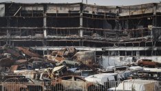 Русия разруши Мариупол. Сега го използва за пропаганда