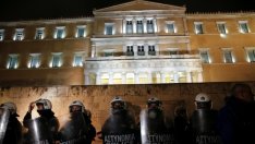 Гръцкият парламент одобри нови мерки за икономии