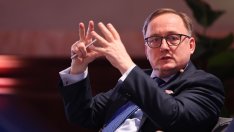 Казакс от ЕЦБ предупреди да не се прибързва с намаляването на лихвите след юни