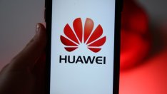 Huawei се фокусира върху облачния си бизнес, за да оцелее