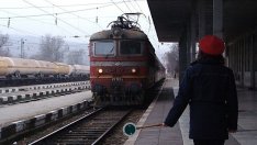 Ремонтите на влакове в БДЖ трябва да приключат догодина