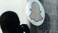 Snapchat търси начини да комерсиализира популярността си