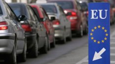 За година пътуванията на българите с цел почивка намаляват с 5,6%