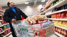 Продажбите на дребно във Великобритания забързват темпо през второто тримесечие