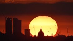 Британската икономика губи инерция през юни