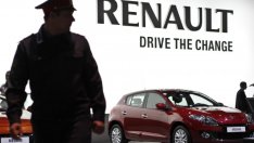 Кризата не пуска от прегръдката си френските автоконцерни