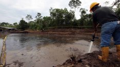 Еквадорският съд увеличи глобата за Chevron до над 19 млрд. долара