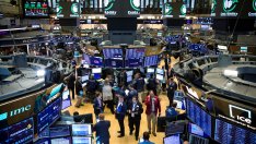 Оптимизъм обхваща Wall Street след сигналите на Тръмп за сделка с Великобритания*