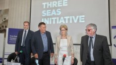 Радев: Трябва да направим региона по-атрактивен за туризъм и инвестиции