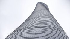 След над 2-годишно забавяне най-високата сграда в Китай вече е отворена