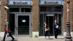 UniCredit планира по-високи дивиденти и по-бързо справяне с лошите кредити