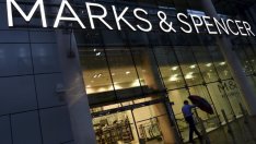 Приходите на Marks & Spencer от продажбата на дрехи надминаха очакванията