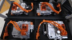 Panasonic ще създаде батерия без кобалт за електромобилите на Tesla до 2024 г.