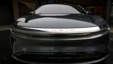 Lucid привлича над 3 млрд. долара финансиране за своята саудитска фабрика